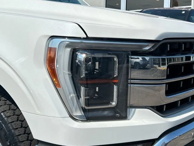 Used 2021 White Metallic Ford Lariat image 14