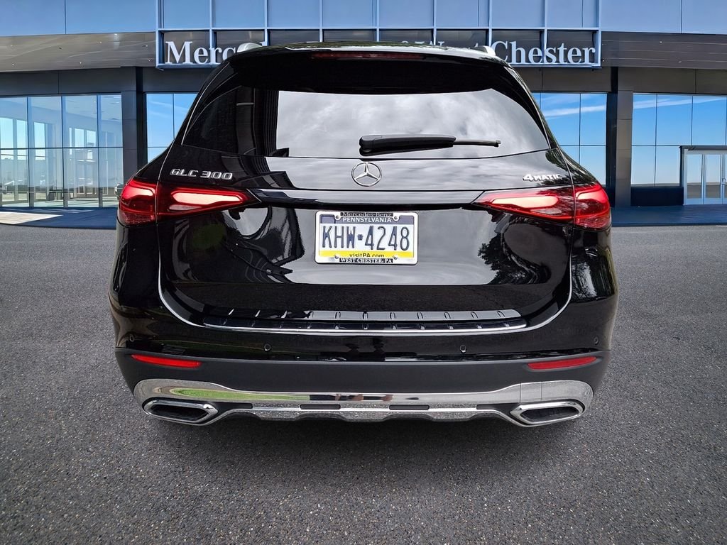 Used 2023 Black Mercedes-Benz GLC 300 image 5