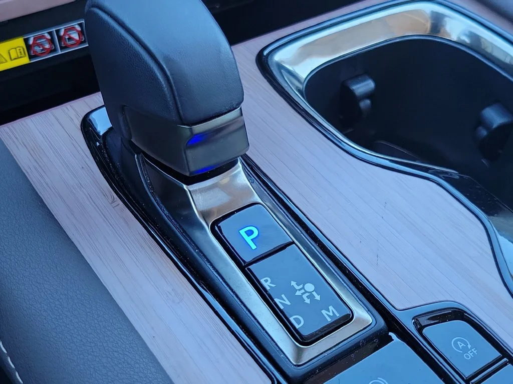 Used 2025 Red Lexus 350 Luxury image 32