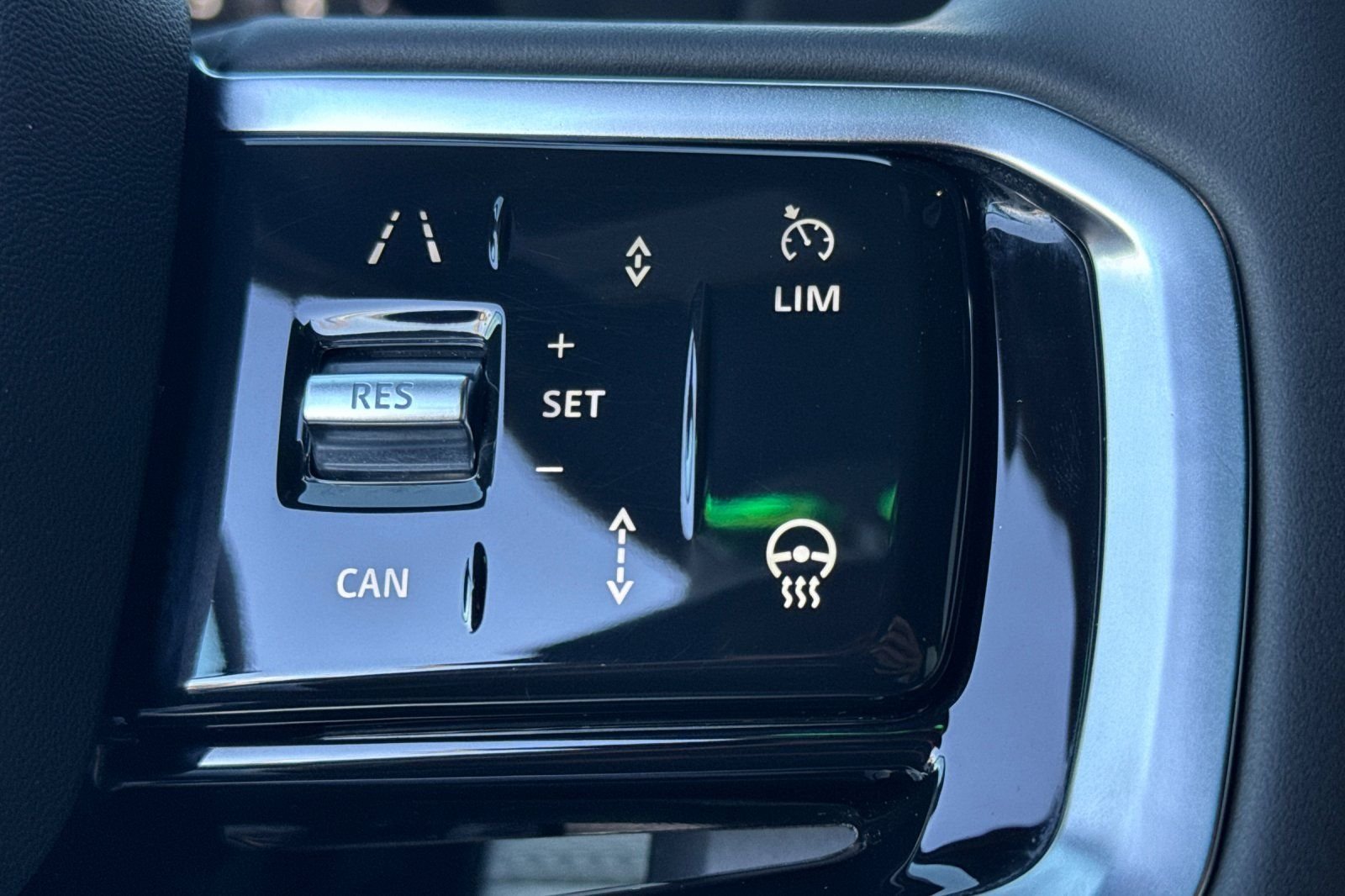 2025 Land Rover Discovery Sport Dynamic SE - Photo 29