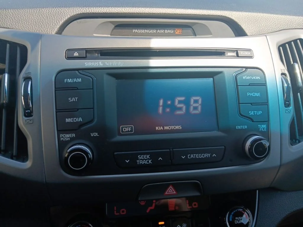 Used 2015 Black Cherry Kia EX image 21