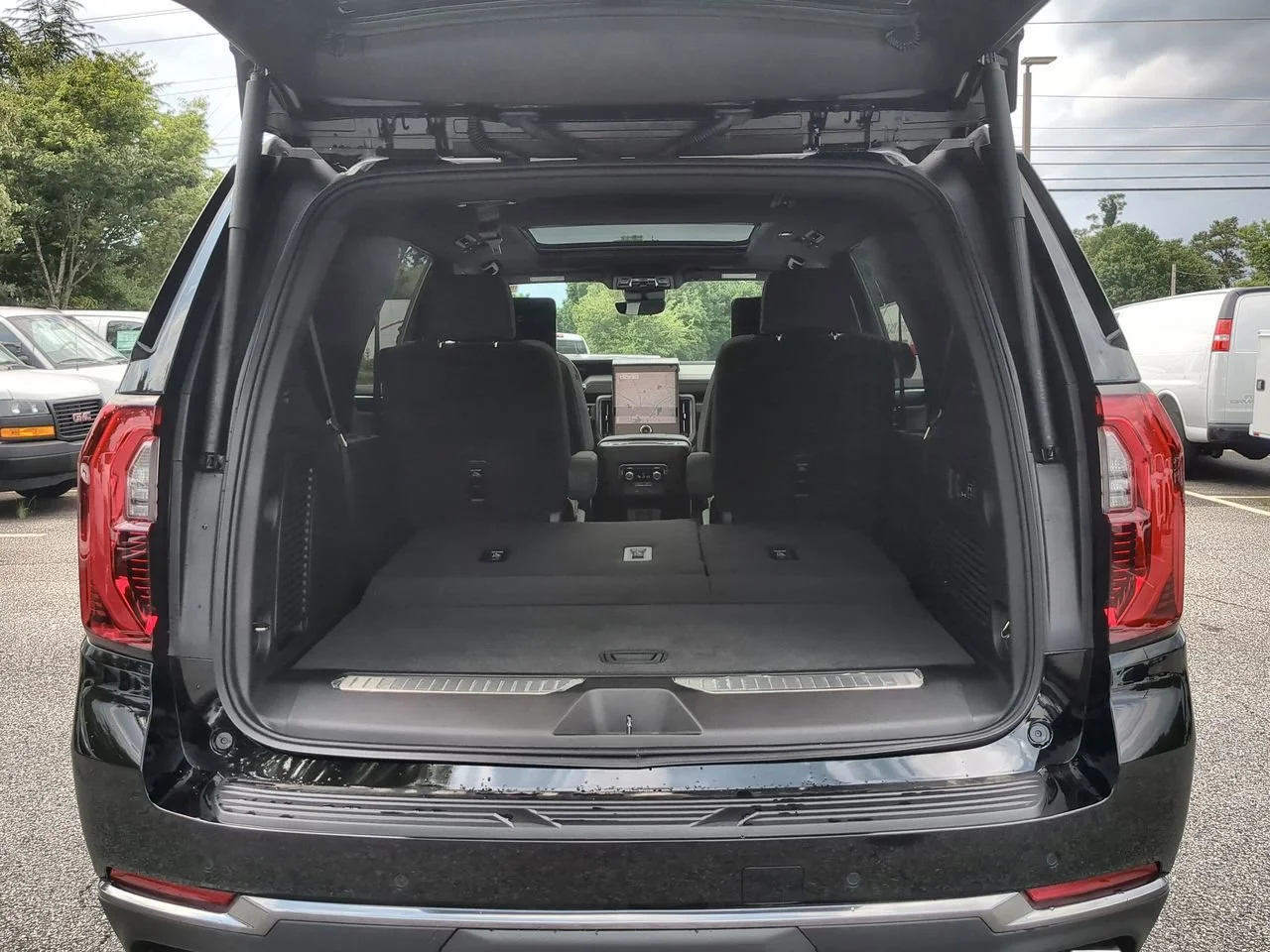 New 2026 Onyx Black GMC AT4 image 27
