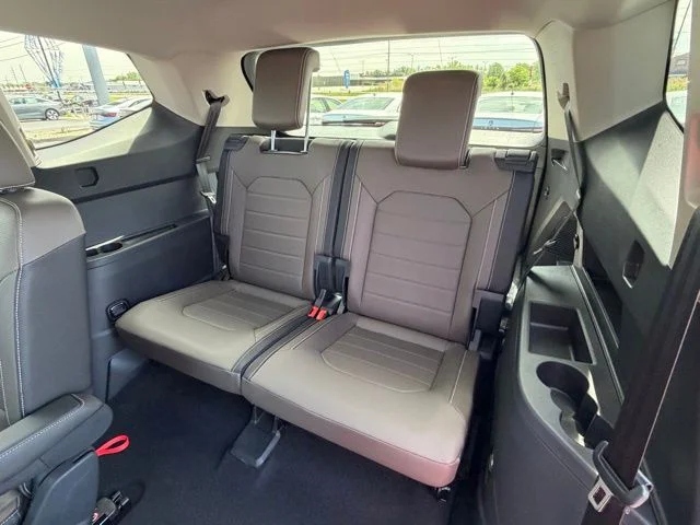New 2026 Green Volkswagen 2.0T SEL image 10
