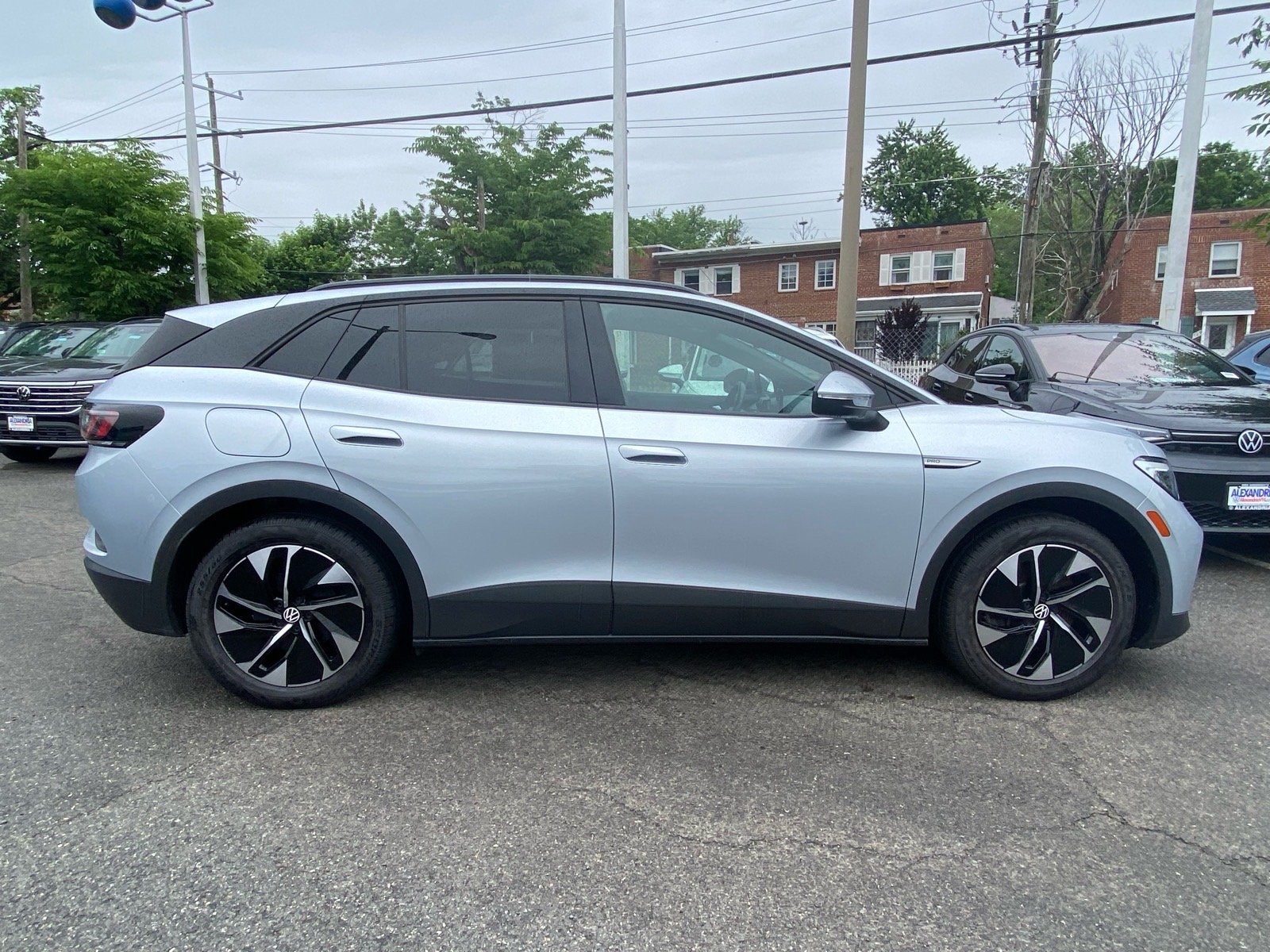 Certified 2021 Volkswagen ID.4 PRO with VIN WVGRMPE2XMP058897 for sale in Alexandria, VA