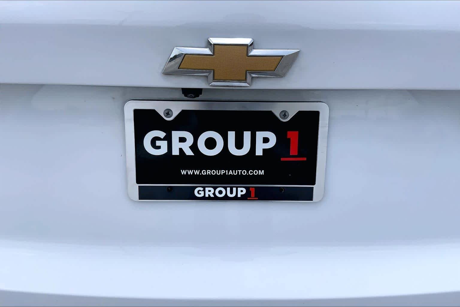 Used 2026 Summit White Chevrolet FWD LT image 10
