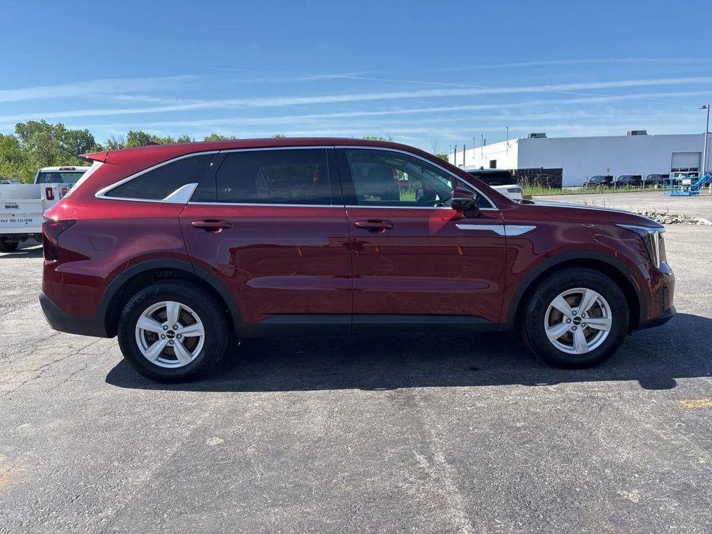 Used 2025 Red Kia LX image 8