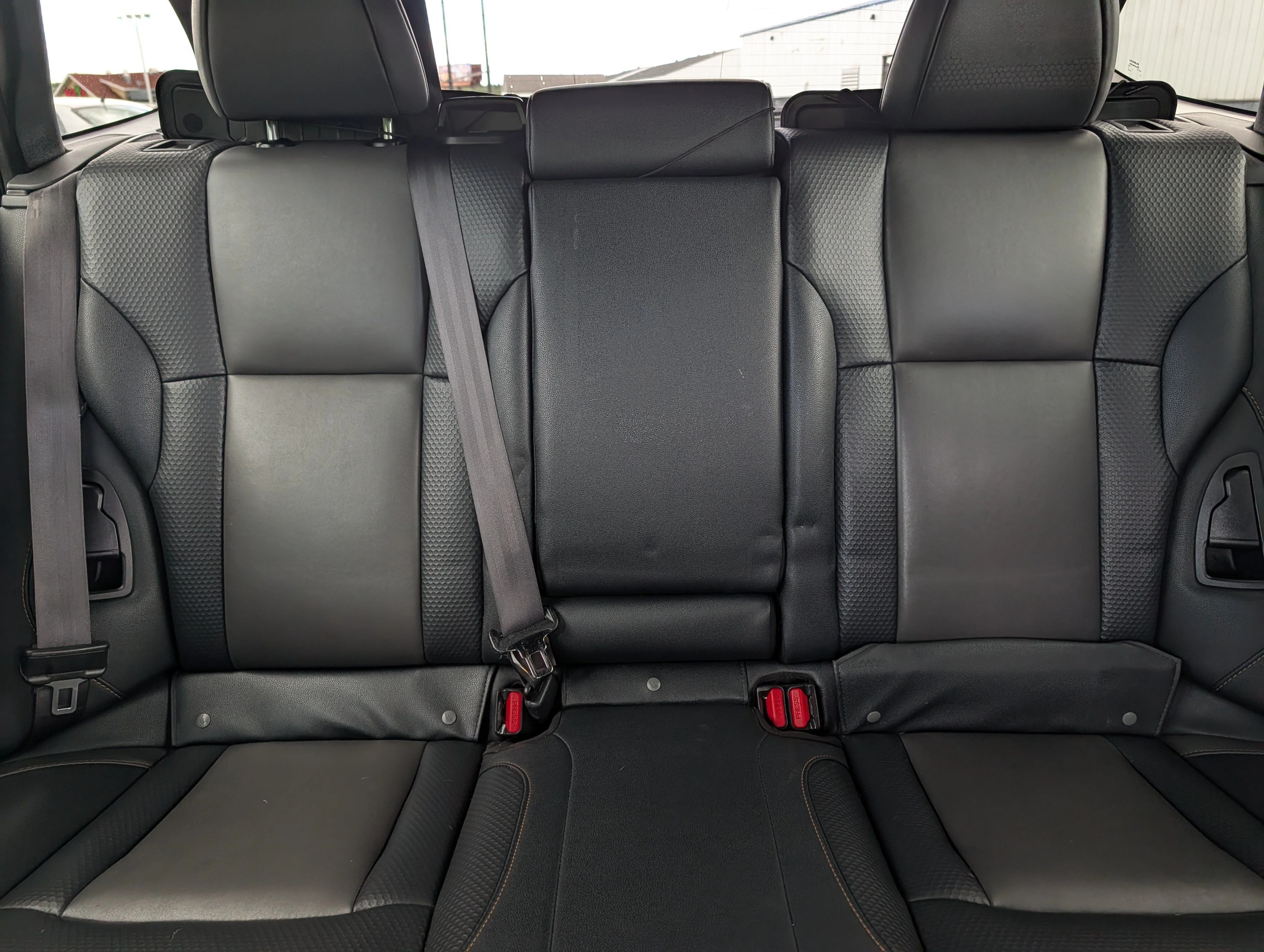 Used 2023 Crystal White Pearl Subaru Wilderness image 13