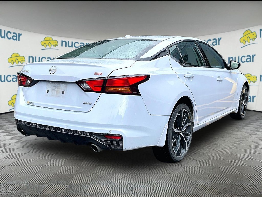 Used 2024 Gray Nissan 2.5 SR image 6