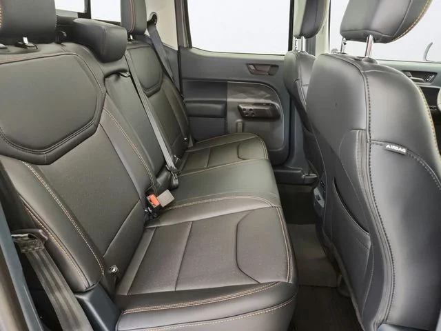 New 2026 Carbonized Gray Metallic Ford Tremor® image 27