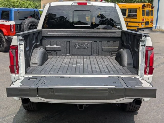 New 2026 Star White Metallic Tri-Coat Ford Lariat® image 30