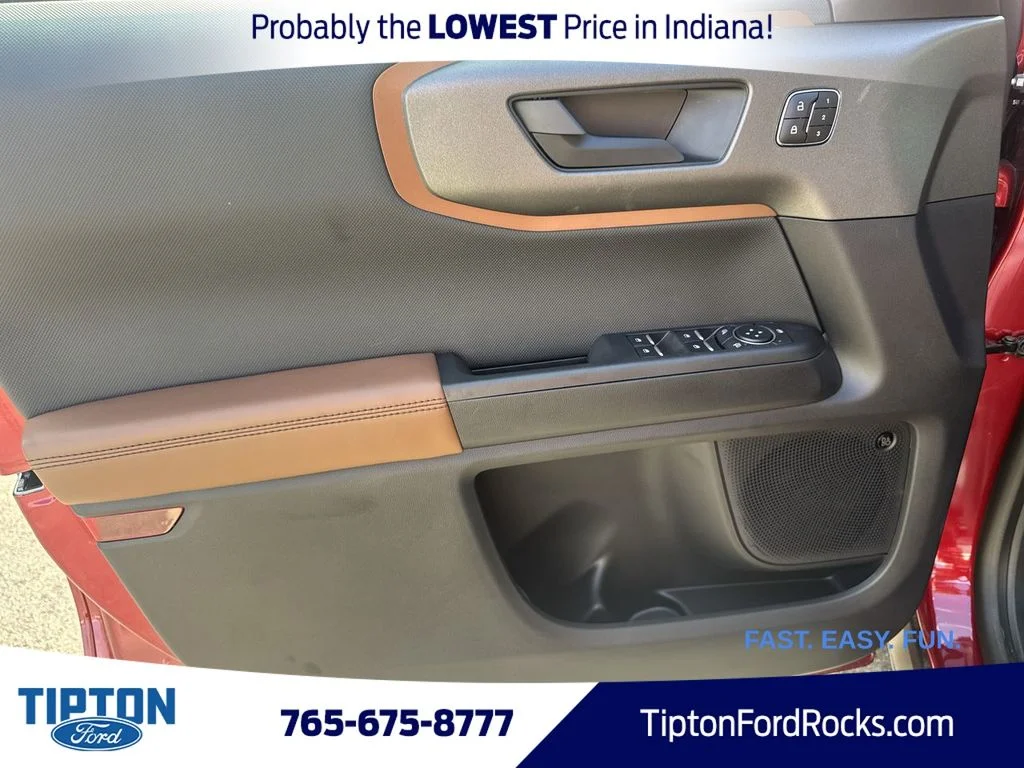 New 2025 Ruby Red Metallic Tinted Clearcoat Ford Outer Banks® image 17