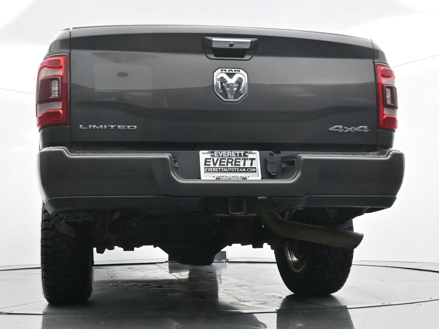 Used 2020 Granite Crystal Metallic Clearcoat Ram Limited image 51