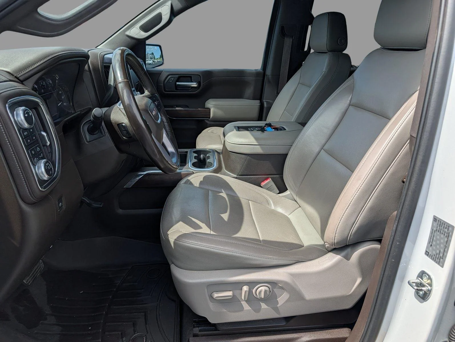 Used 2019 SUMMIT WHITE GMC SLT image 13