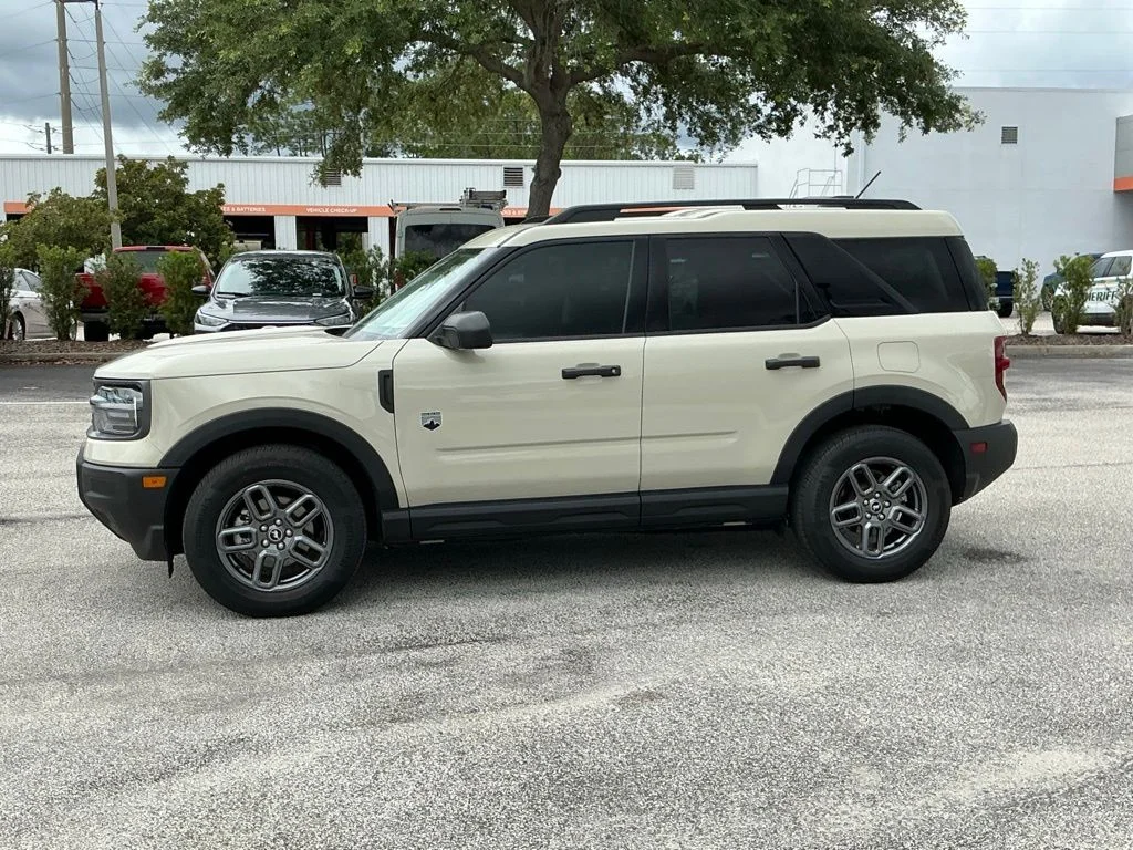 Used 2025 Beige Ford Big Bend image 4