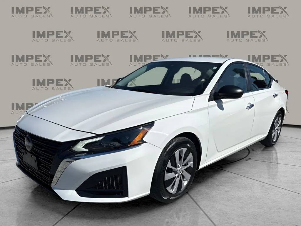 Used 2024 White Nissan 2.5 S image 1