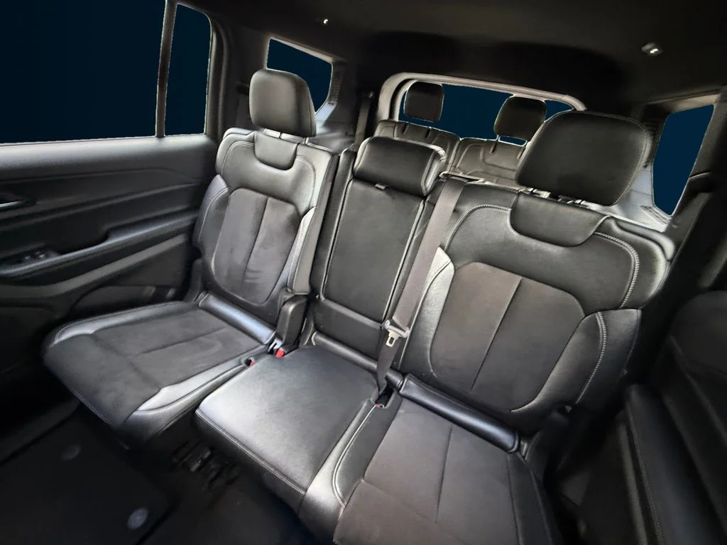 Used 2024 Gray Jeep Altitude image 16