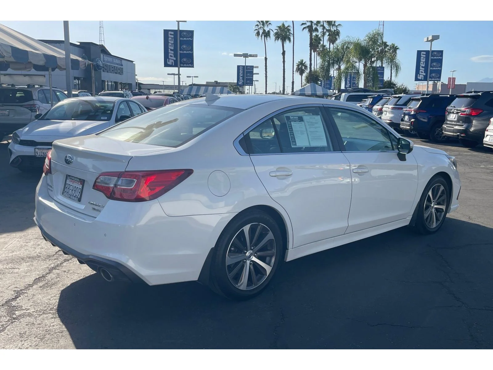 Used 2018 CRYSTAL WHITE PEA Subaru Limited image 5