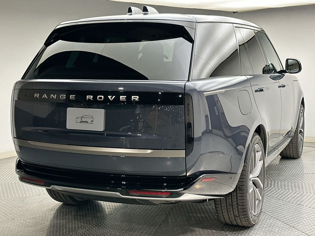 New 2026 Varesine Blue Metallic Land Rover SE image 11