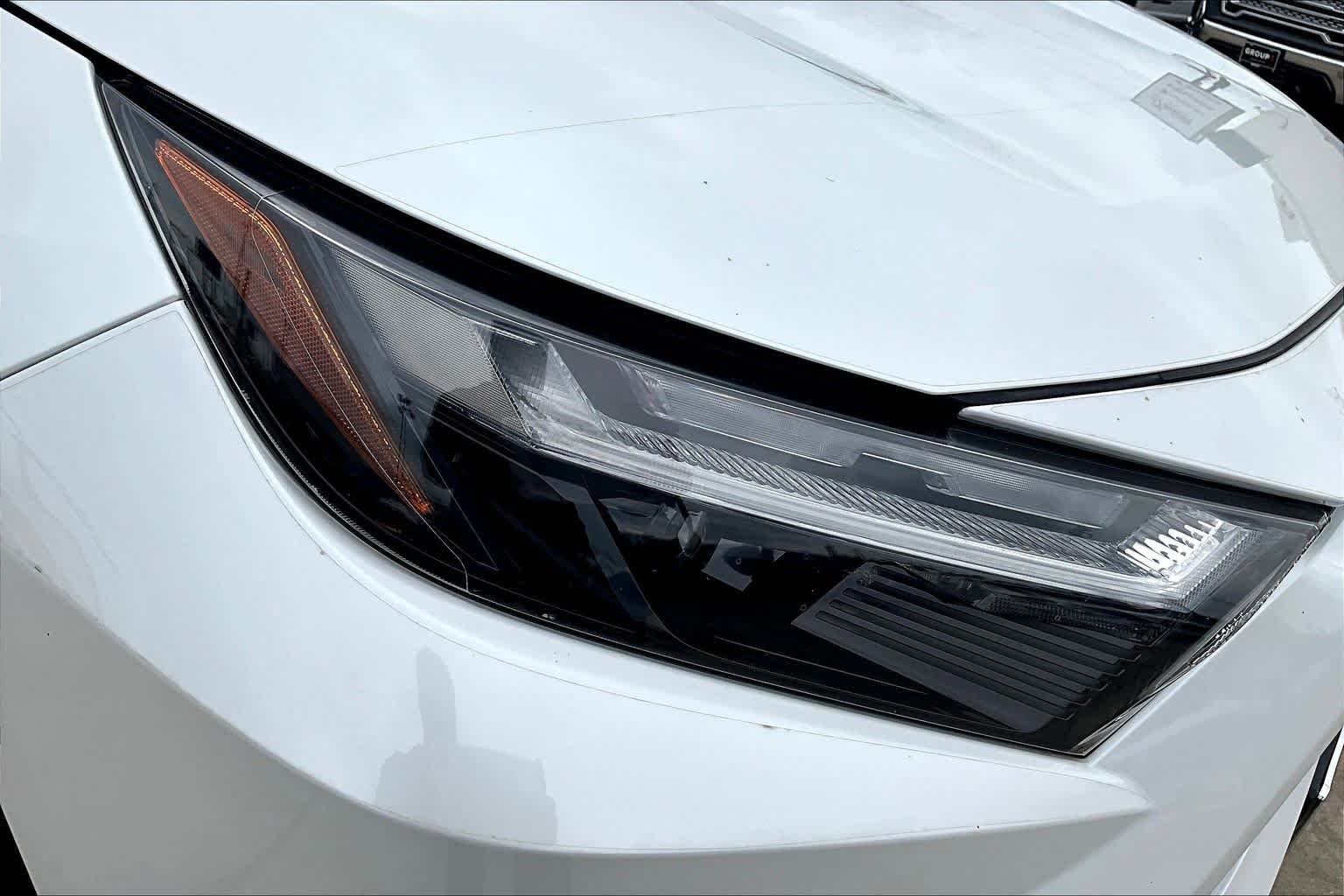 Used 2023 Wind Chill Pearl/Midnight Black Metallic Toyota Hybrid XSE image 28