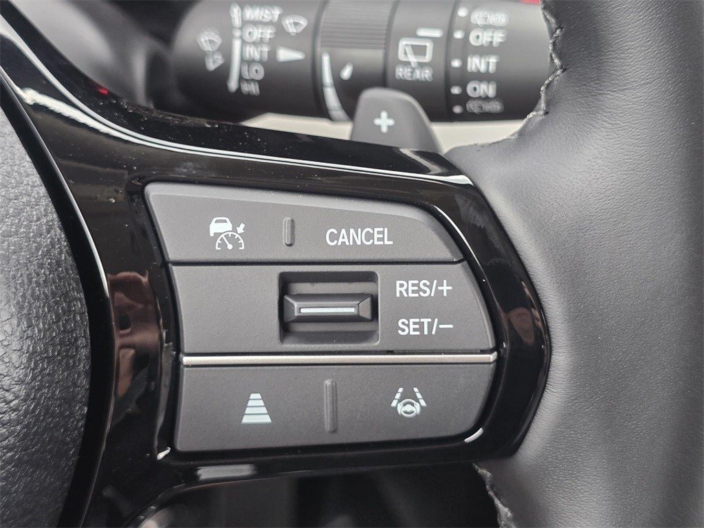 2025 Honda Pilot Touring - Photo 31