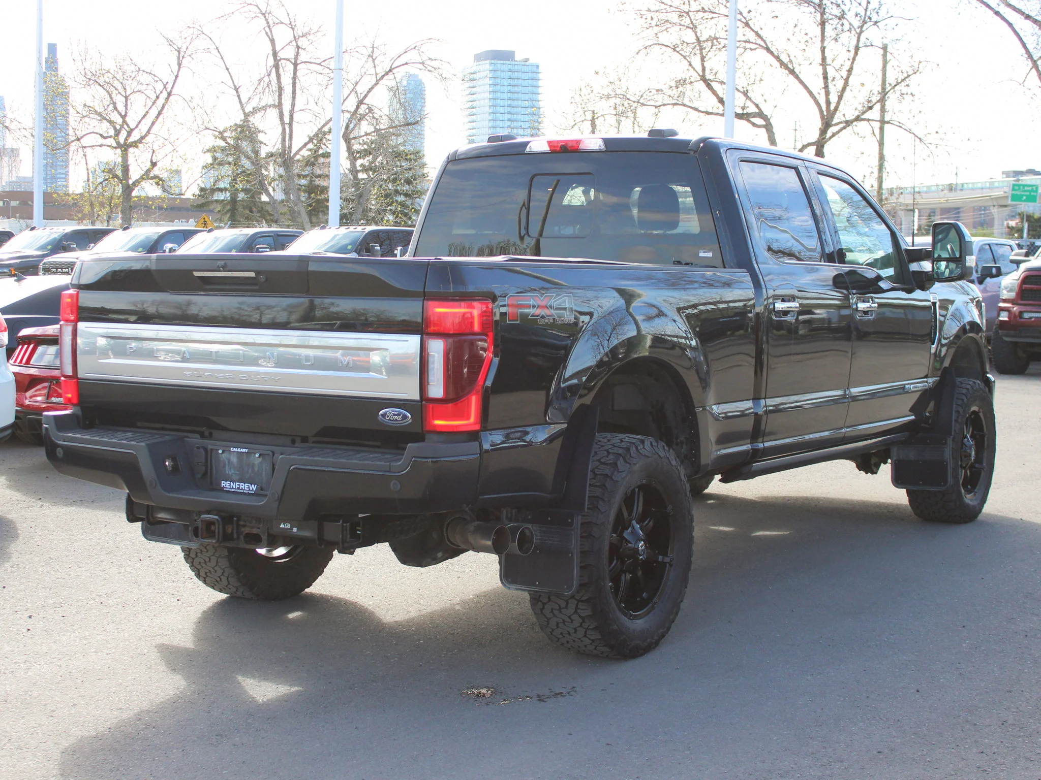 Used 2022 Black Ford Platinum * No Accidents | 3M PPF | Apple CarPlay | Diesel | Massage Seats | Tonneau Cover | B&O image 16