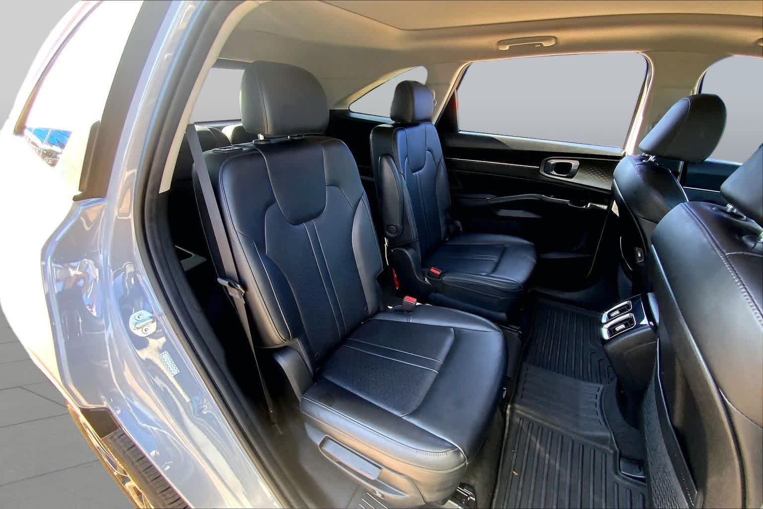 Certified Used 2023 Wolf Gray Kia SX image 20