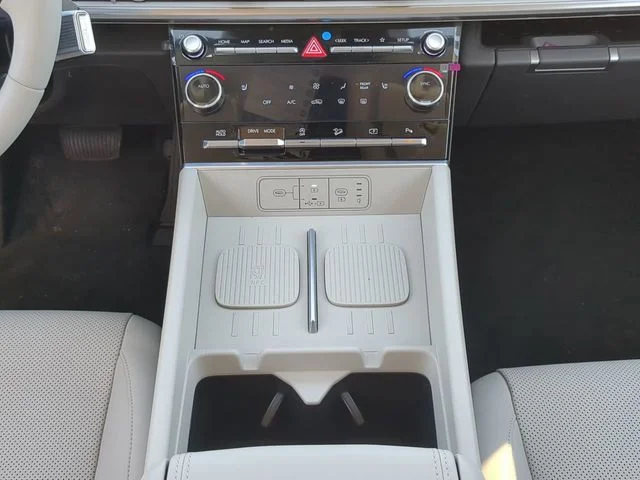 2025 Hyundai Santa Fe SEL - Photo 50