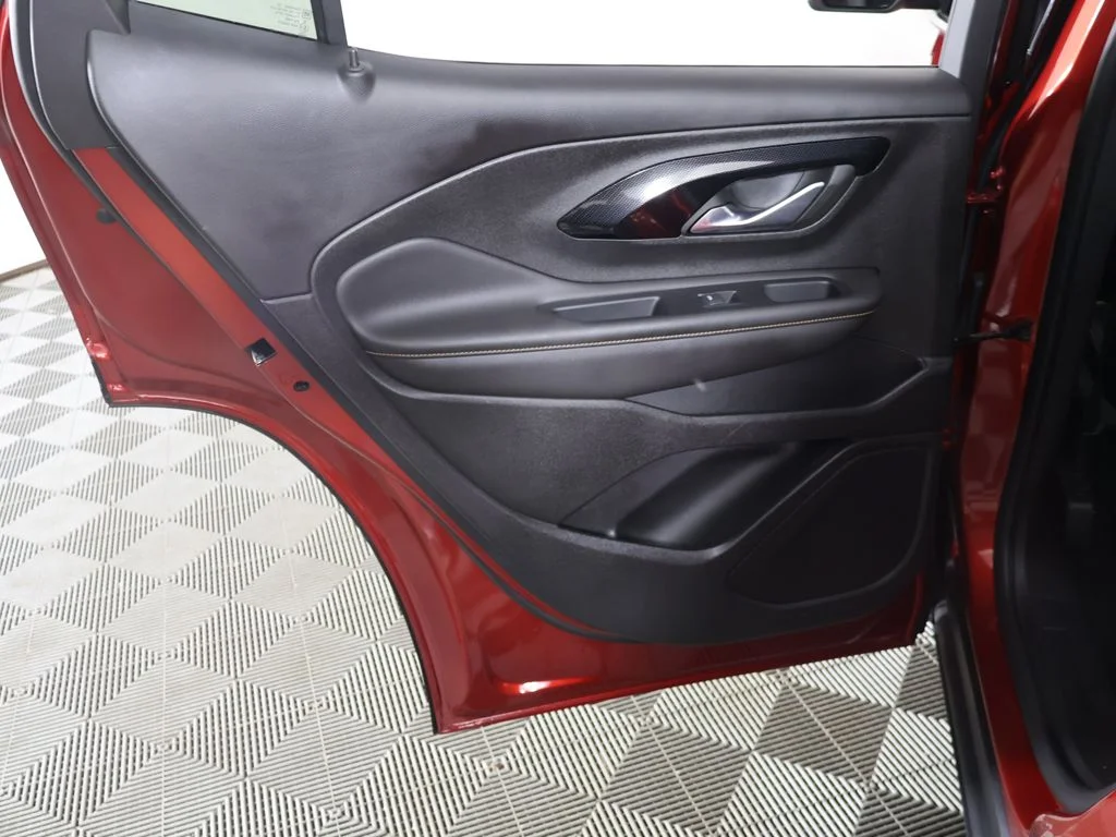 Used 2023 Volcanic Red GMC AT4 image 24