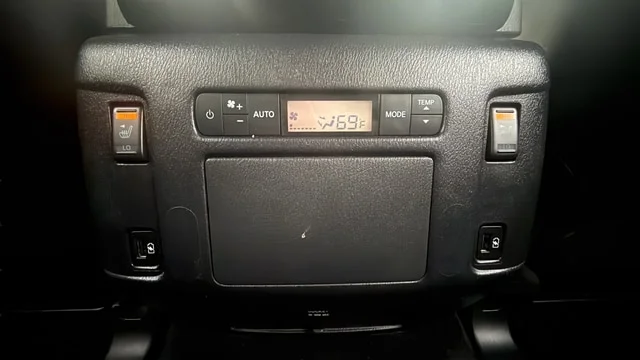 Used 2024 Anthracite Gray INFINITI Sensory image 23