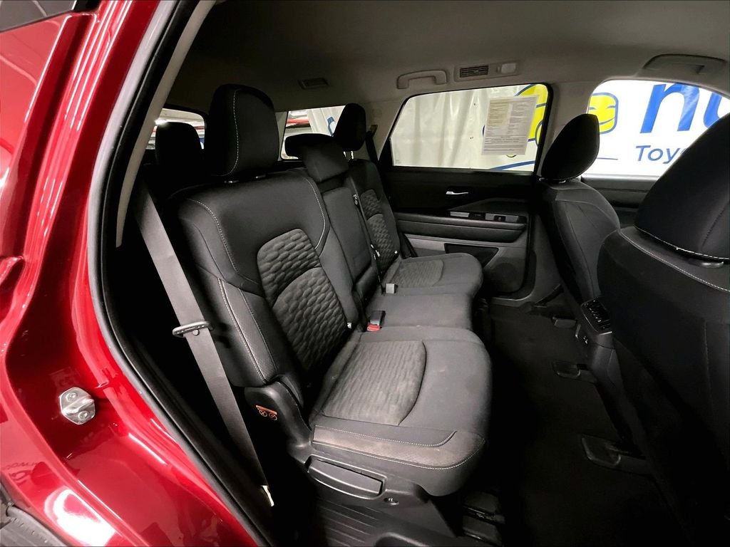 Used 2022 Red Nissan SV image 16