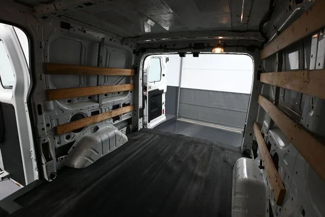 2016 Ford Transit Base - Photo 31