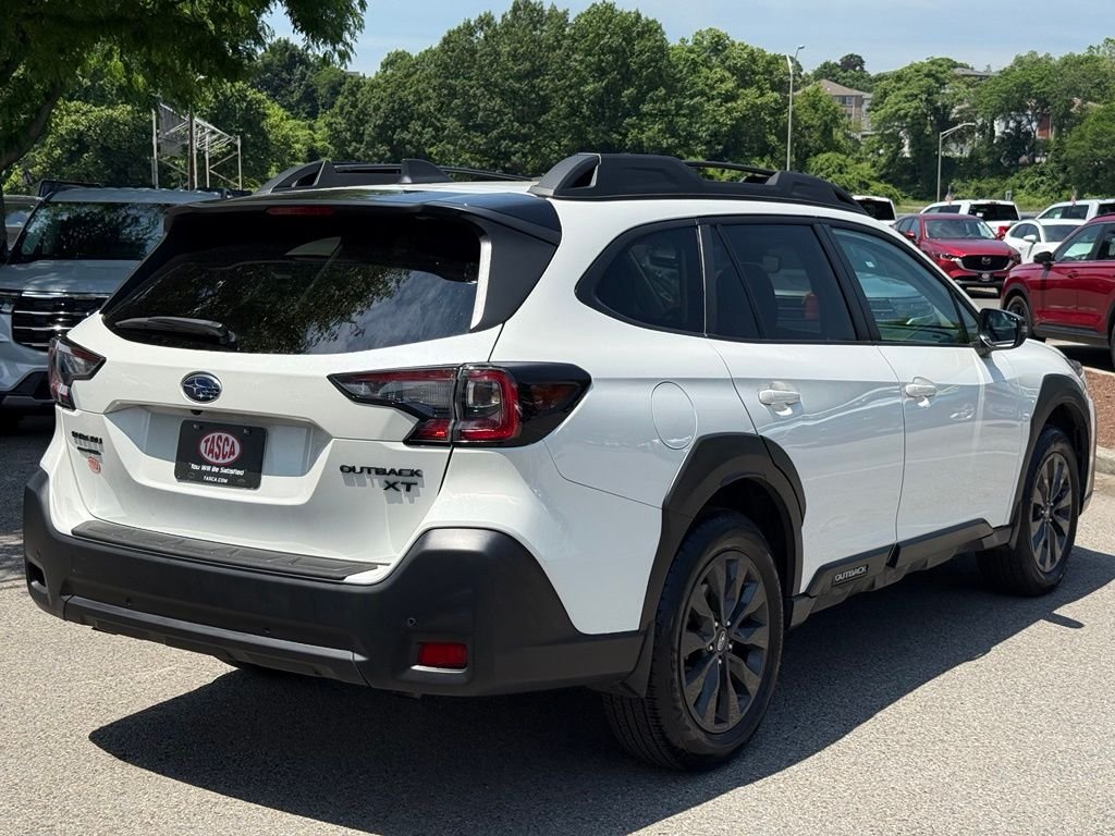 Used 2024 White Subaru Onyx Edition XT image 8