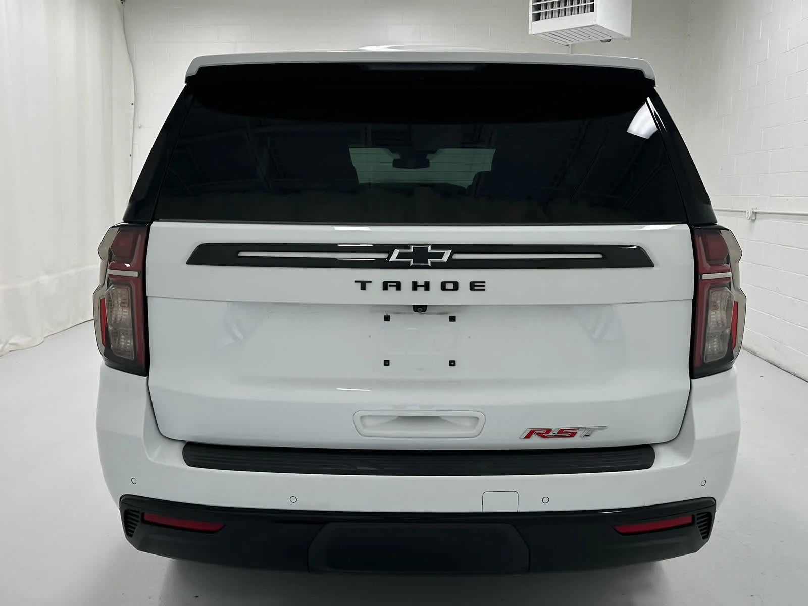 Used 2023 Summit White Chevrolet RST image 7