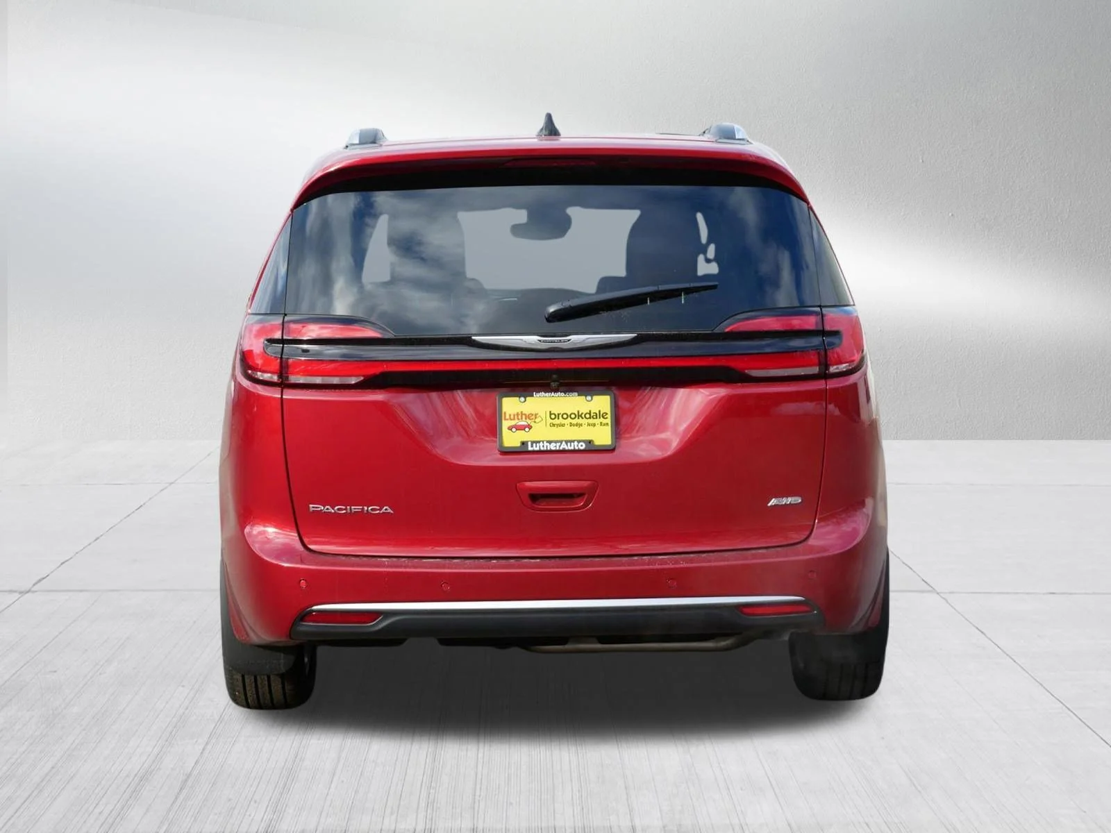 New 2026 Red Hot Pearl-Coat Exterior Paint Chrysler Pinnacle image 6