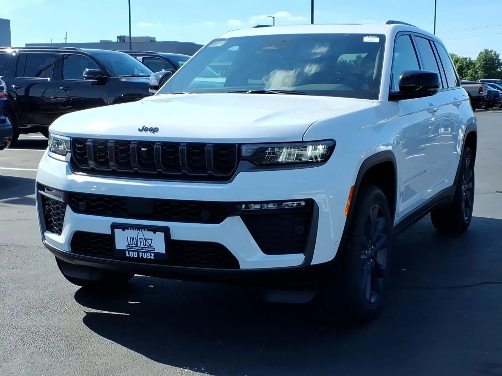 New 2026 Bright White Clear-Coat Exterior Paint Jeep  image 2