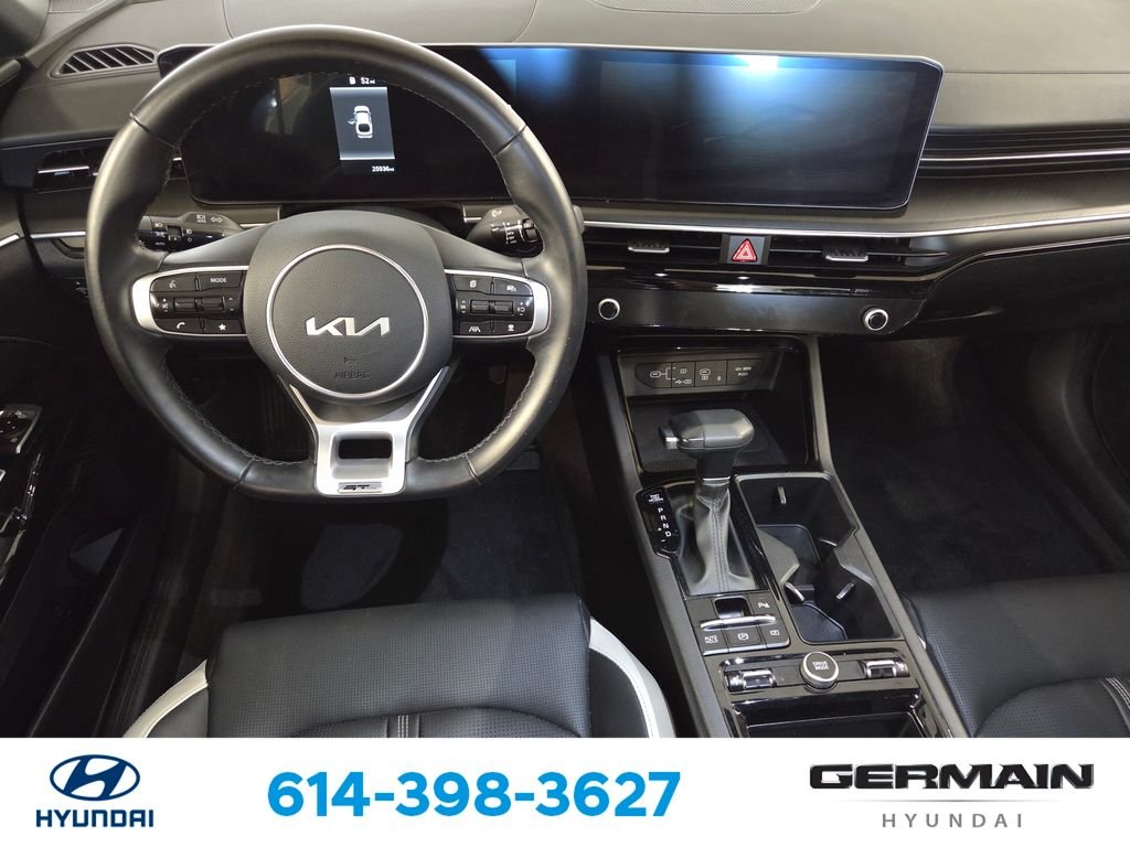Used 2025 White Kia GT-Line image 17