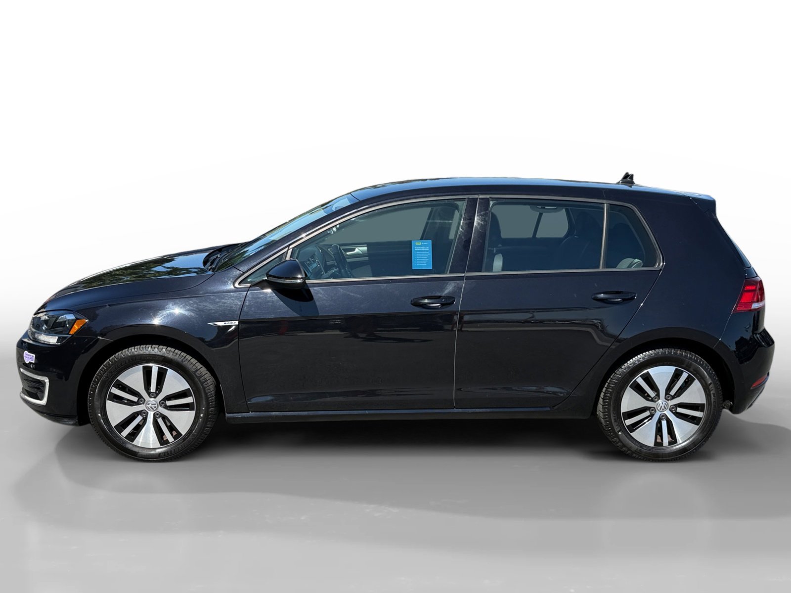 Used 2019 Volkswagen e-Golf e-Golf SE with VIN WVWKR7AU1KW912242 for sale in San Jose, CA