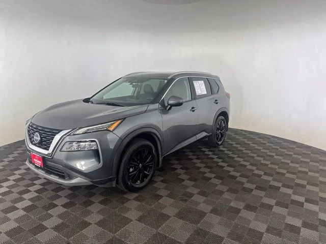 Used 2023 Gray Nissan SV image 13