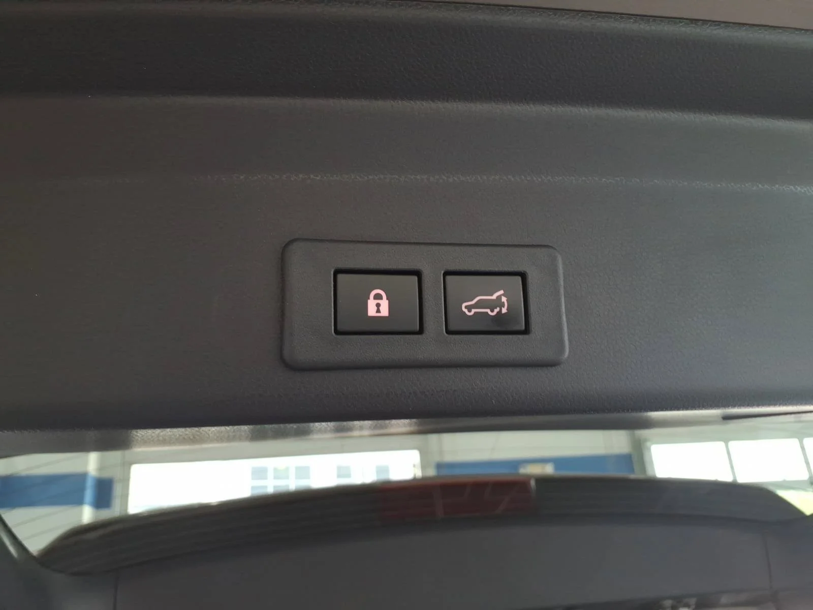 Used 2022 Brilliant Bronze Metallic Subaru Limited image 23
