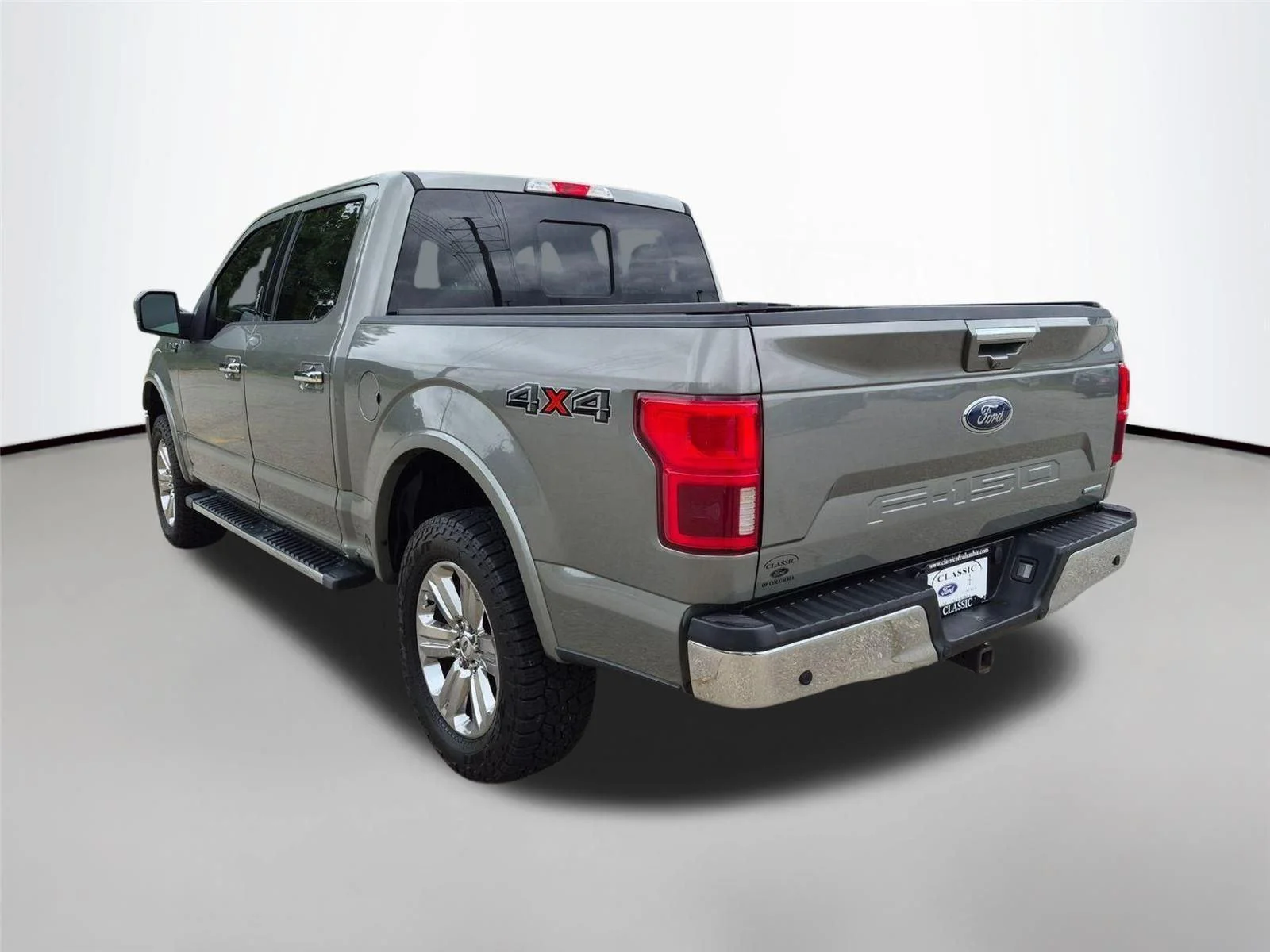 Used 2019 Ingot Silver Metallic Ford LARIAT image 7