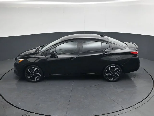 Used 2024 Black Nissan 1.6 SR image 28