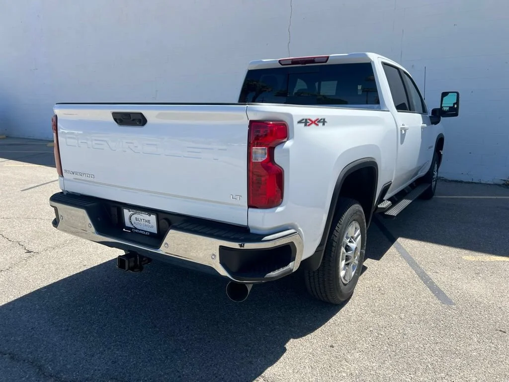 New 2026 Summit White Chevrolet LT image 6
