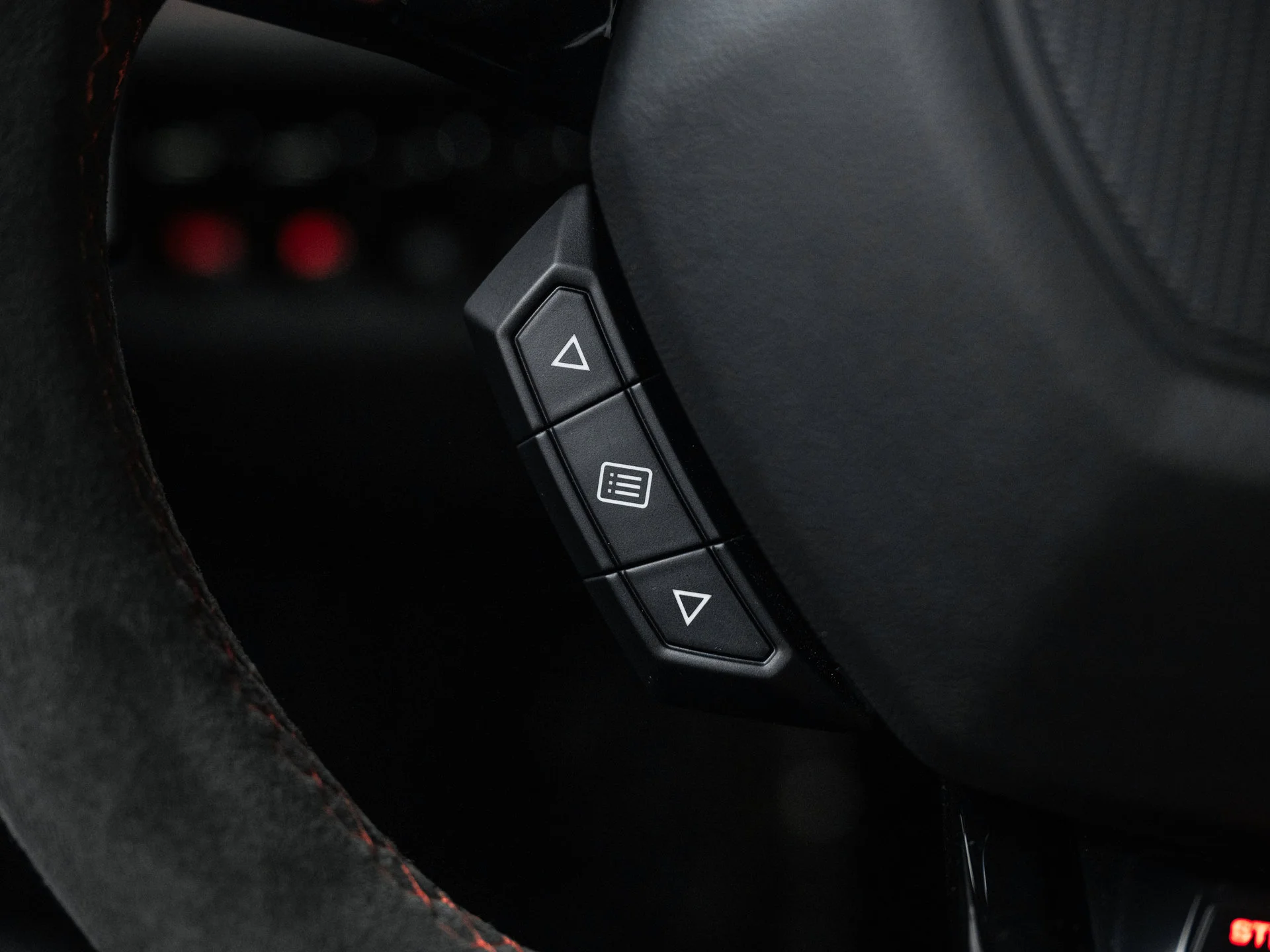 Used 2023 Blu Grifo Matte Lamborghini  image 48