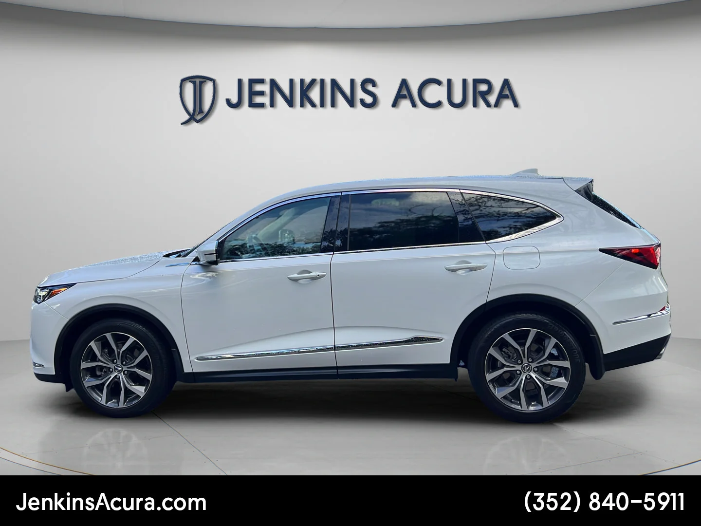 Used 2023 Platinum White Pearl Acura w/Technology Package image 6