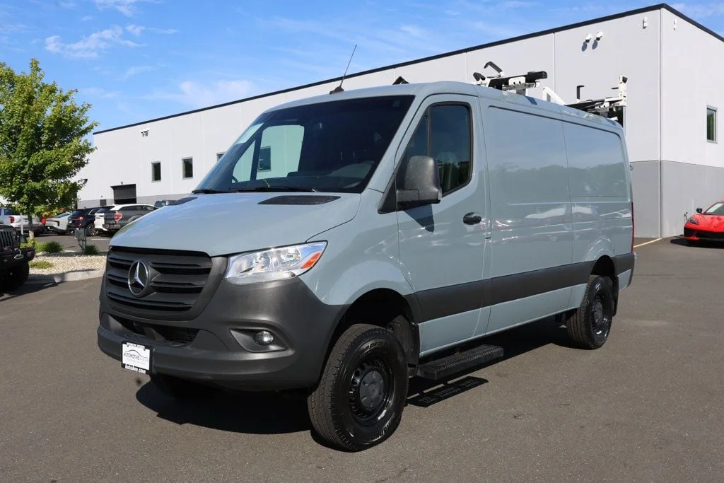 2024 Mercedes-Benz Sprinter 2500 144 WB 4x4's photo