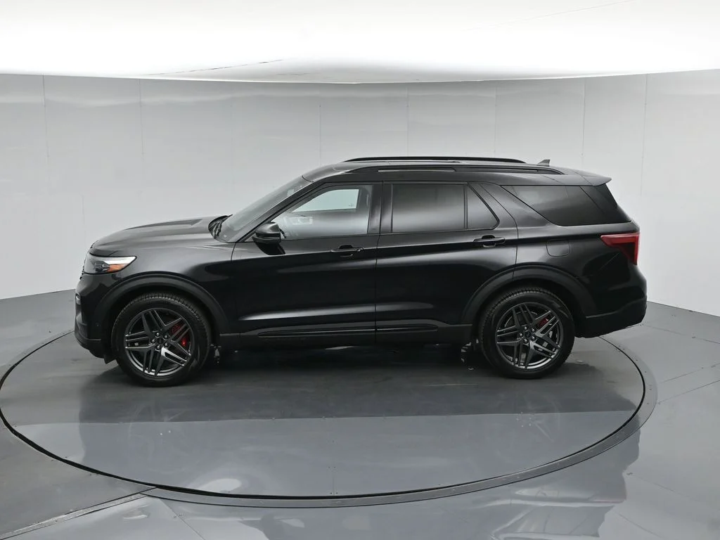 Used 2023 Black Ford ST image 44
