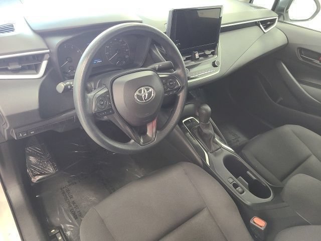 Used 2024 Ice Cap Toyota LE image 18