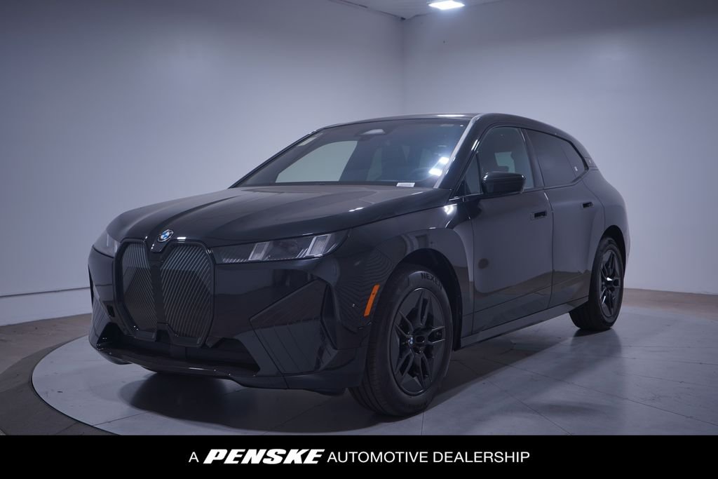 2026 BMW iX xDrive60's photo