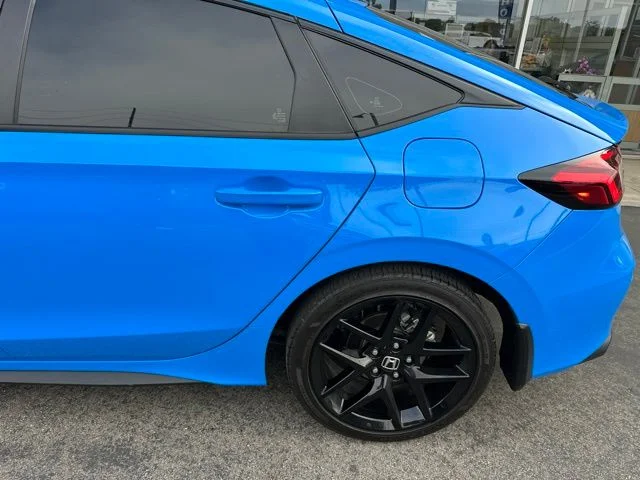 Used 2025  Honda Sport image 6