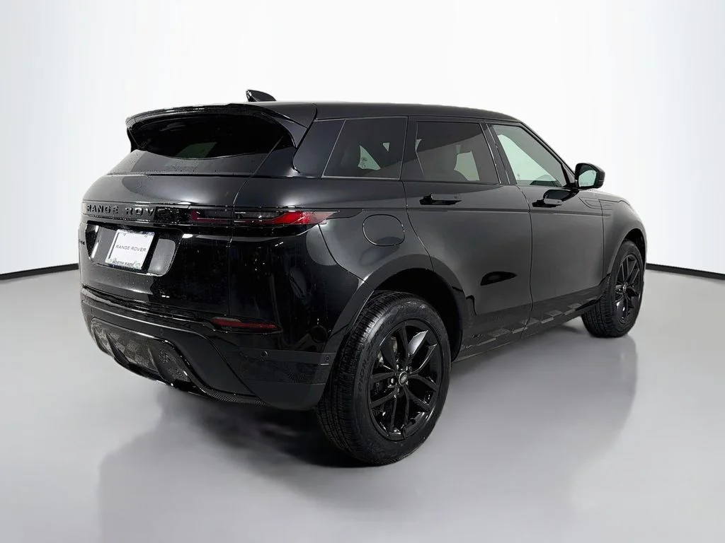 New 2026 Santorini Black Land Rover S image 5